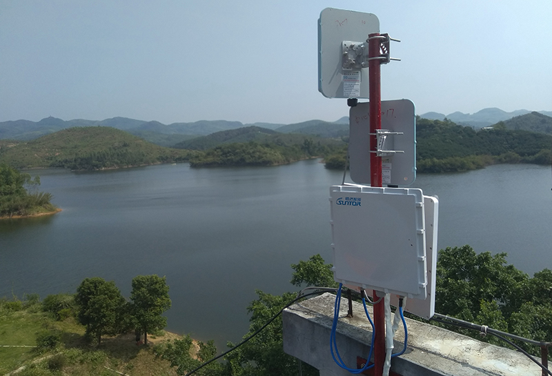 远距离传输用什么无线传输设备好？