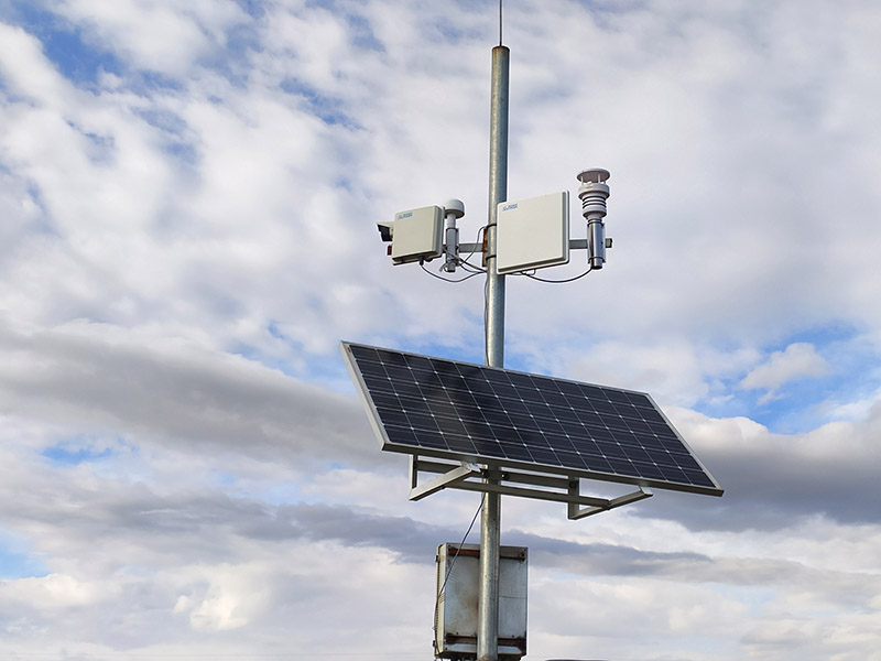 微信图片_20190911091054(1).jpg 太阳能供电的无线传输设备