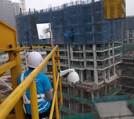 鸿荣源房地产深圳建筑工地监控安全防护无线传输方案                                                               