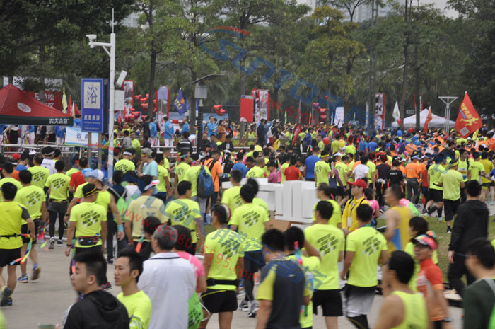 深圳宝安国际马拉松赛场现场 深圳宝安国际马拉松赛场现场